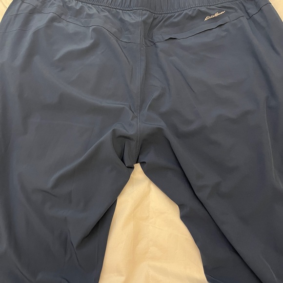 Eddie Bauer Travel pants, Fast DRY Elastic Waist with zippered pockets Sz XL - Picture 5 of 8